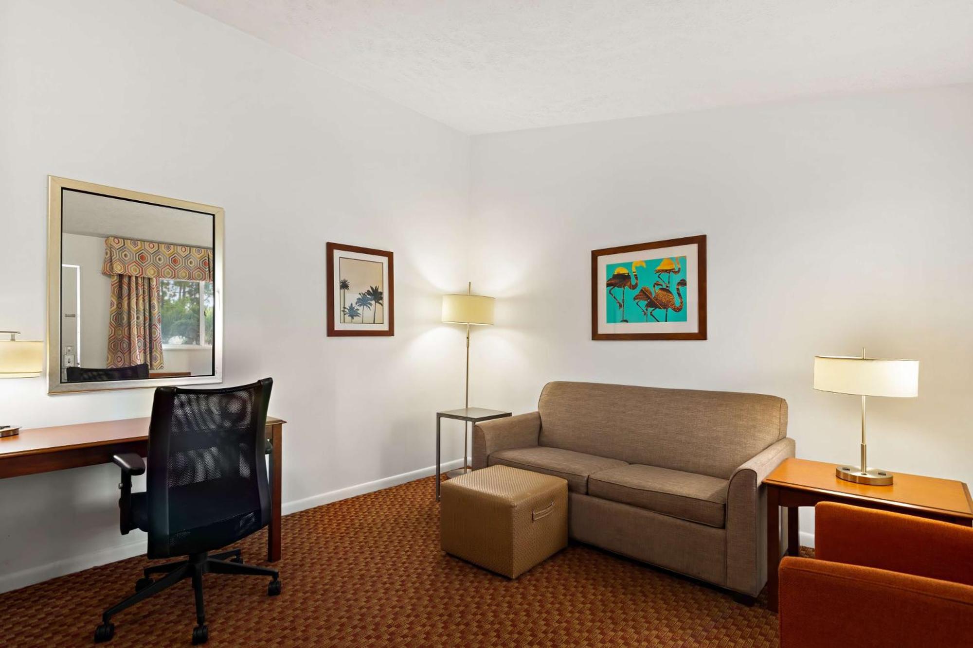 Best Western Port St. Lucie Екстериор снимка