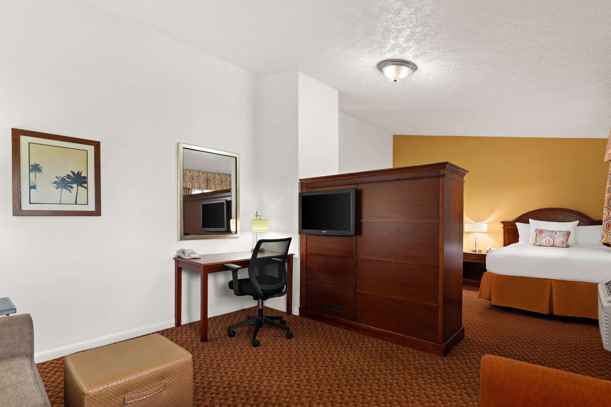 Best Western Port St. Lucie Екстериор снимка