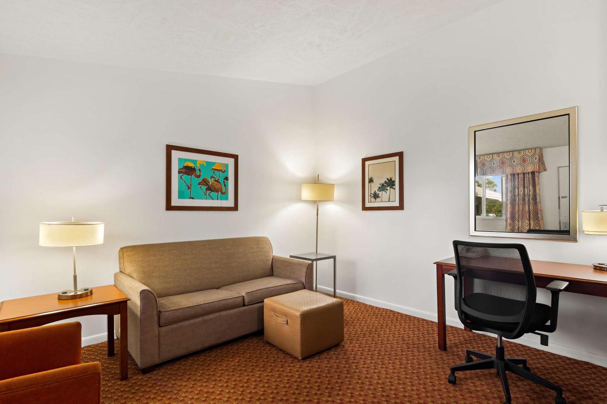 Best Western Port St. Lucie Екстериор снимка